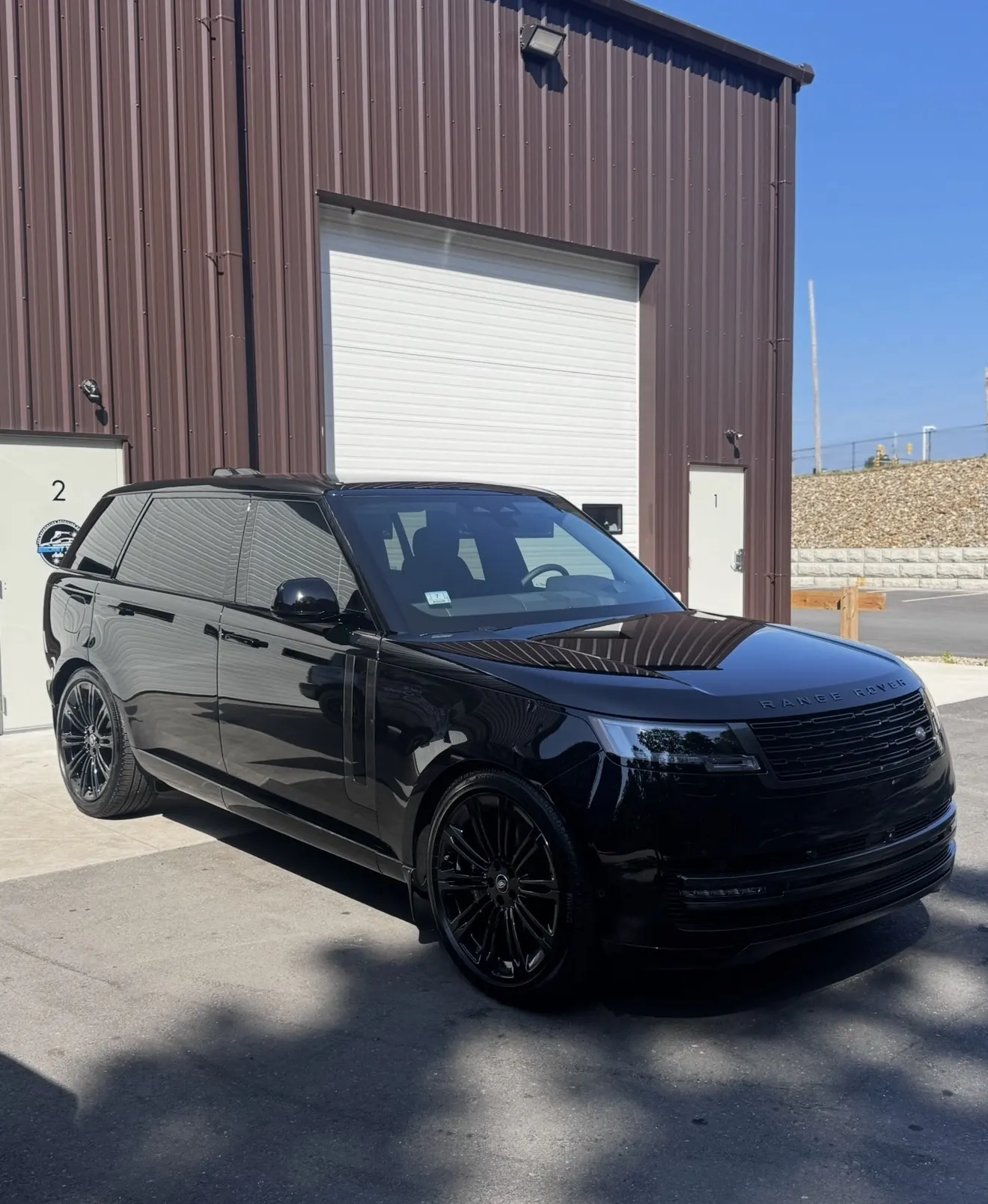 Range Rover blackout package black wheels and trim Shrewsbury MA